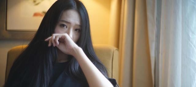 结婚|32岁剩女哭诉男友为了不给彩礼，把我熬成大龄剩女，太寒心