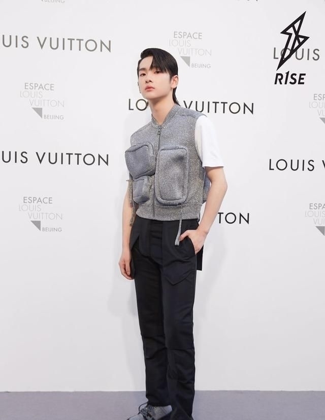  背锅|周震南被曝抄袭Bewhy作品，人家一直都说改编，不该替节目组背锅