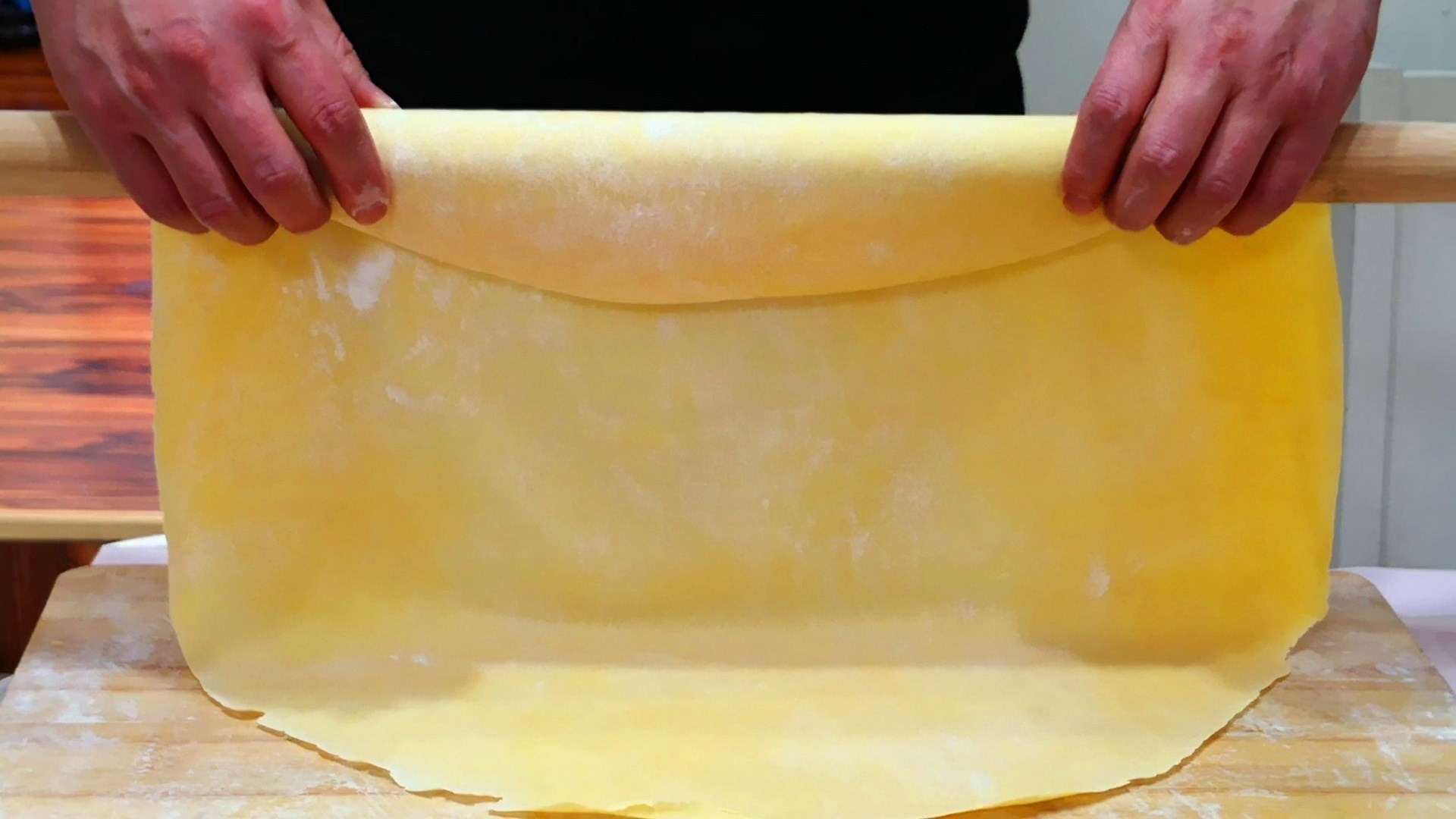  面粉|做手擀面，到底要不要加碱和盐以前没注意，难怪面条不香不好吃