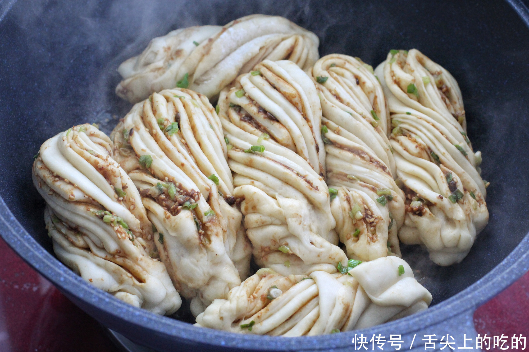 早餐|早餐就吃这面食,只需一次发酵,酱香浓郁又暄软,做一锅不够分