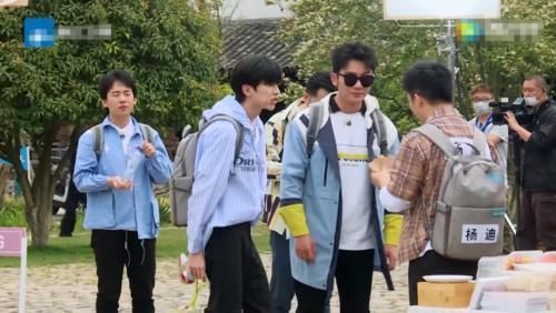 定档|《跑男》定档,《极限挑战》口碑下滑,两档节目不再是一个档次