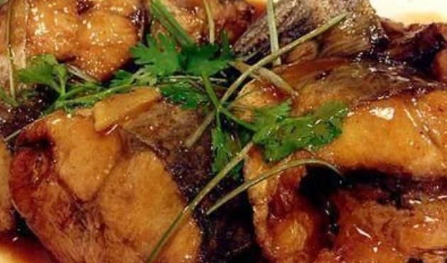 杏鲍菇|美食推荐酱烧肉,红烧鲅鱼段,油爆杏鲍菇的做法