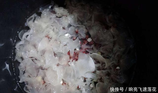 把握|天气越来越凉,多给家人喝这款粥,香甜浓稠滋补润燥,比喝豆浆强