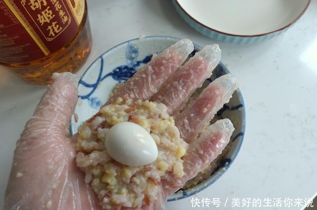 做法|我家今天的早餐，又香又好吃，挺简单的，网友这做法第1次见