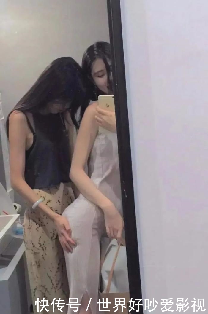 拍照|“女生间的拍照姿势,男生不能照搬,否则......”哈哈哈哈哈哈哈!
