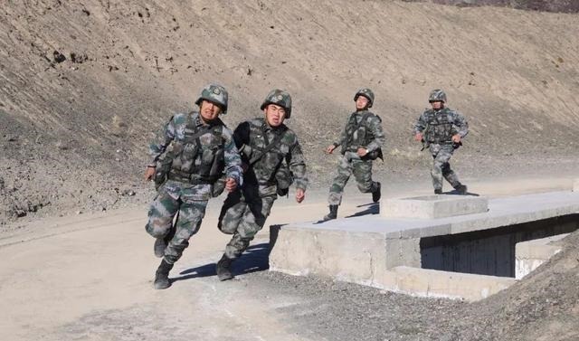 策划|军团策划丨燃!节日不忘战备,中国军人枕戈待旦……