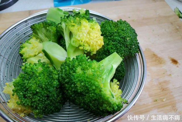  美食|秋天，吃海参鲍鱼不如吃它，维生素含量超高，清炒都很有营养