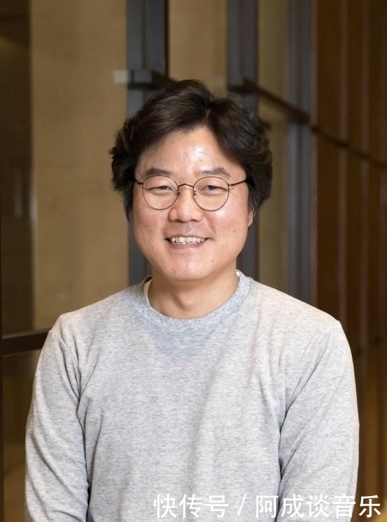  竹窟|《三时三餐》罗pd为竹窟岛山火事件道歉，称会负责并尽力复原山林