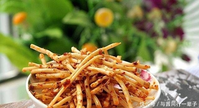 到处|天然青霉素。清热解毒,消炎生火。南方农村到处都是