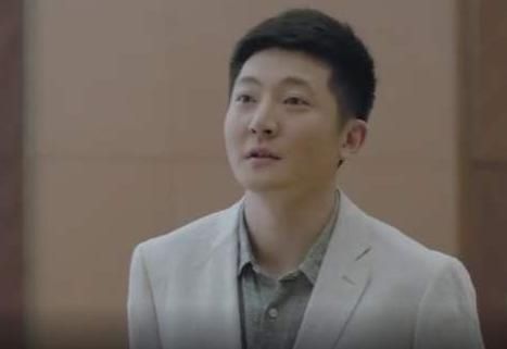 是因为|从“话剧王子”到“余欢水”，郭京飞成功转型的秘密都是因为她