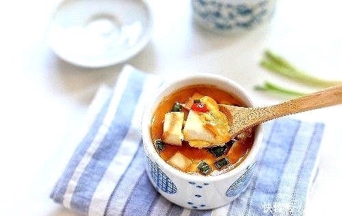 鸡蛋羹|教你蒸出爽滑豆腐鸡蛋羹,几个小窍门,无气孔更Q弹