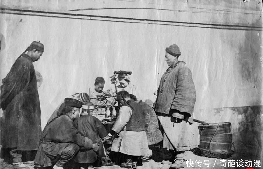 湖广总督|晚清老照片：两位总督大人出镜，张之洞穿便装不失威严