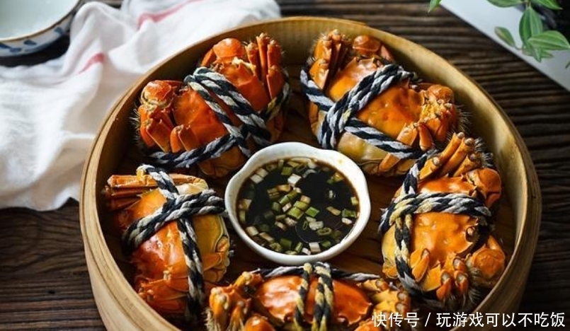 冷水|蒸螃蟹时,用冷水还是热水?蟹农教您一招,螃蟹不掉腿,不流黄