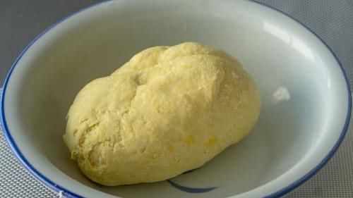  劲道|面条别再手擀了，用4根筷子做面，不用擀不用抻，劲道弹牙超过瘾