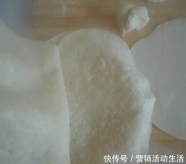 土豆丝|土豆丝卷饼，柔软劲道，凉了也不硬，早餐别出去买了