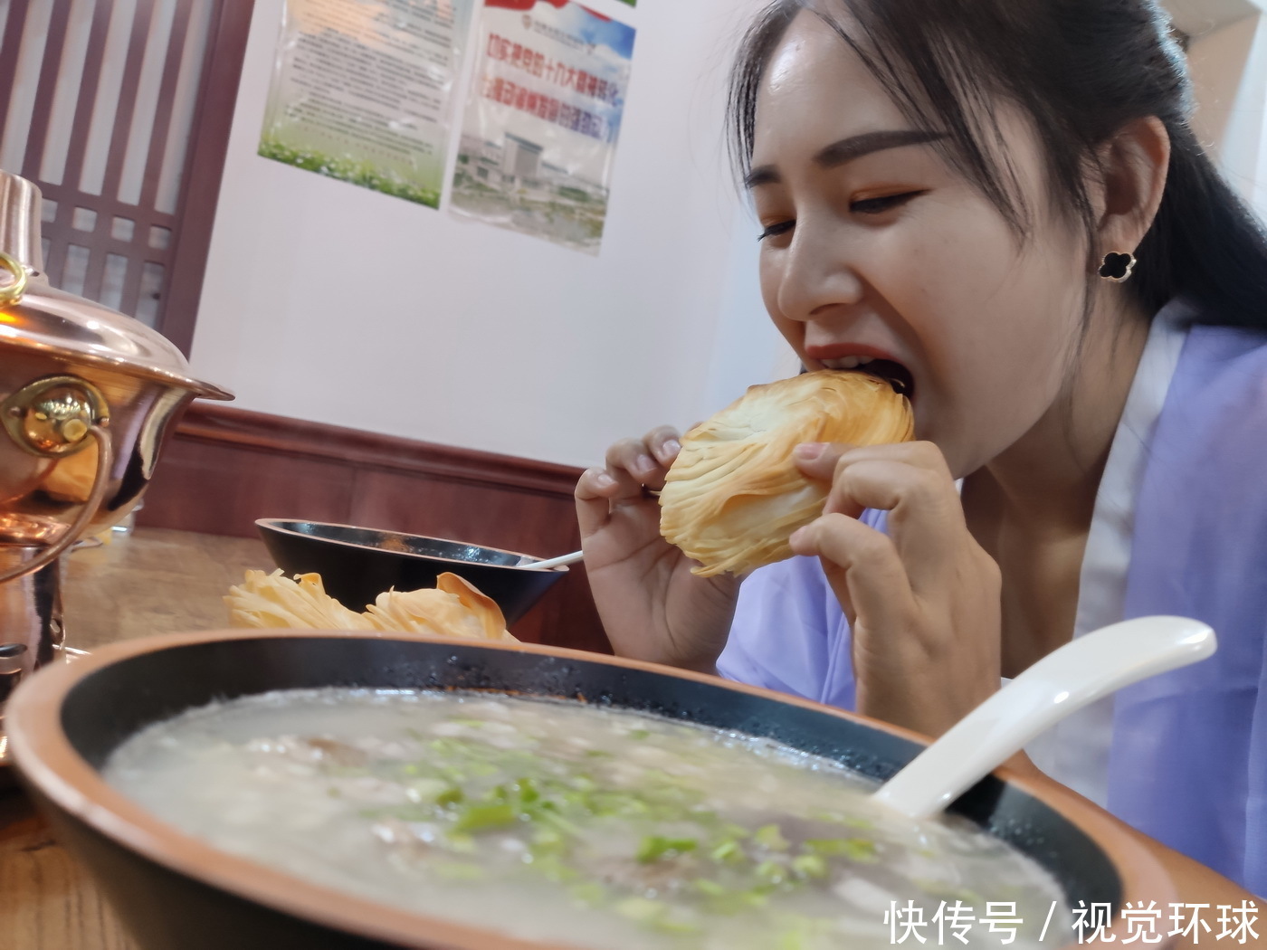 滨州|山东滨州:三美女穿汉服进羊汤店 狂吃千元烧饼