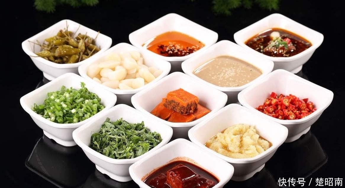 吃火锅|让火锅店老板另眼相看的几种蘸料配方,吃火锅必备!