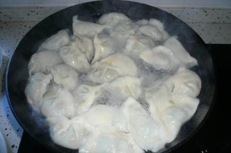 地道|吃了40年的饺子,只有这个馅才最地道,鲜嫩多汁,比肉馅饺好吃