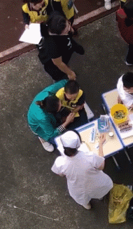 姑娘|搞笑GIF段子:姑娘不怕你笑话,我就很有本事!