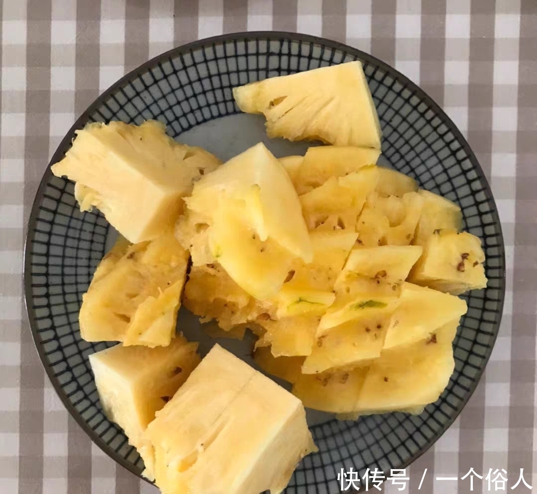 鸭肉|教你菠萝啤酒鸭最好吃窍门,酸甜可口适中,鲜香美味越吃越开胃