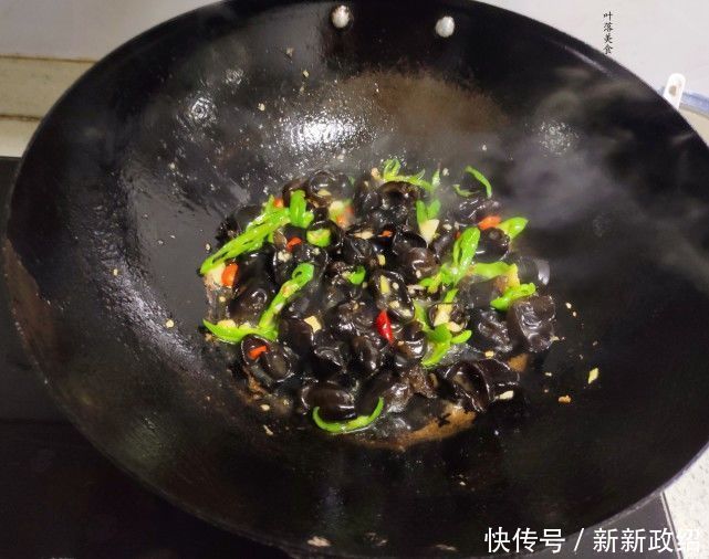 黑木耳|懒人最喜欢的黑木耳做法,简单快速,清脆爽口,三分钟就能上桌