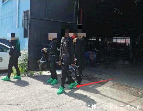 双翠绿色|王一博给队员送万元鞋,“美男计”成功撬走大婷,粉丝看完眼馋了