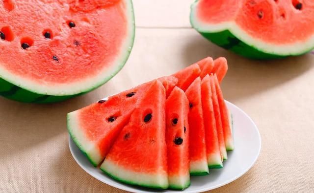 三暑|小暑，“上蒸下煮”，最热天气正在赶来“三暑”“三伏”究竟有啥联系