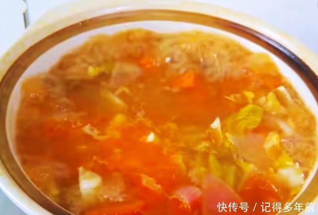 罗宋汤|寒露后,要记得给家人多喝此汤,顺应时节焖一锅,暖胃驱寒又营养