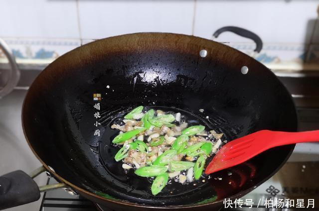 劲道|土豆新吃法,细腻爽滑,柔软又劲道,一口一个吃得过瘾又饱腹