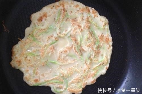  分钟|此菜才2元一斤，做成饼，隔几天就吃一次，5分钟搞定！做法简单