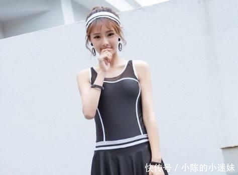 回头率|成熟韵味的泳衣美女,精致搭配,回头率特别高!