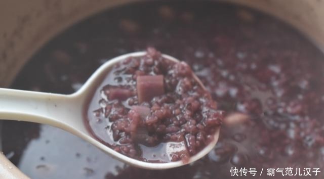 营养价值|立秋后,多吃这碱性食物,搭配四种食材煮粥,香滑浓稠滋润去秋燥