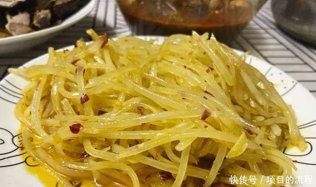 简单|土豆丝的14种做法，制作简单营养开胃，搭配米饭更是超级下饭