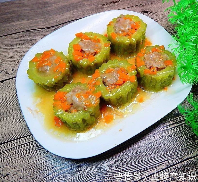 赶紧|苦瓜的8种家常做法，夏季餐桌必备，赶紧做起来！