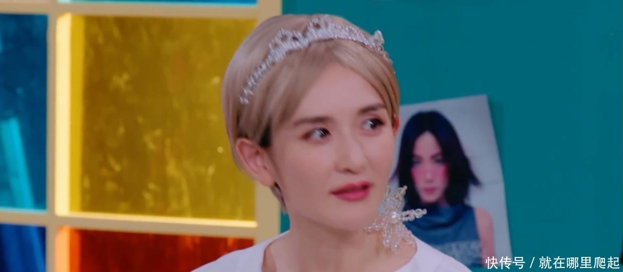  老路|金子涵上《快本》，竞争唯一主持名额，这是要走王一博的老路吗？