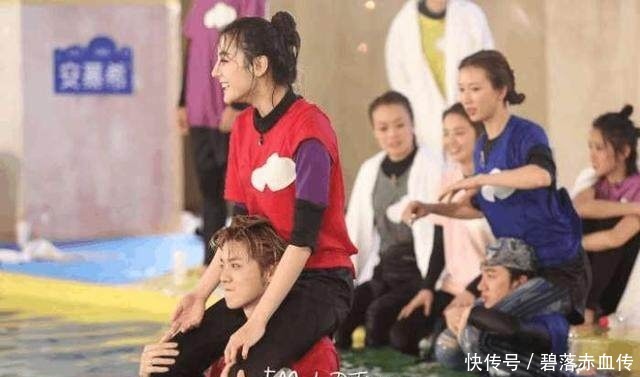 热巴|鹿晗跑男偷偷关心迪丽热巴, 一眼嘉宾识破称 “你担心她啊”!