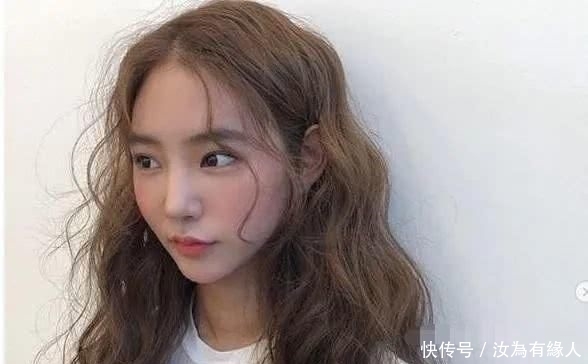 头发|2020最火的头发颜色,长卷发绝对是最火的,有个性更洋气!