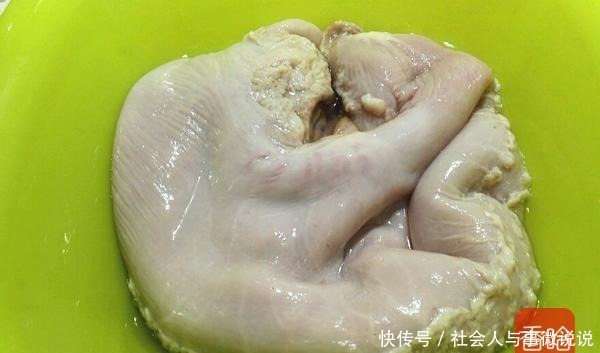 洗干净|这块肉是猪身上的宝贝,燕窝都比不上它,益气养胃老少皆宜