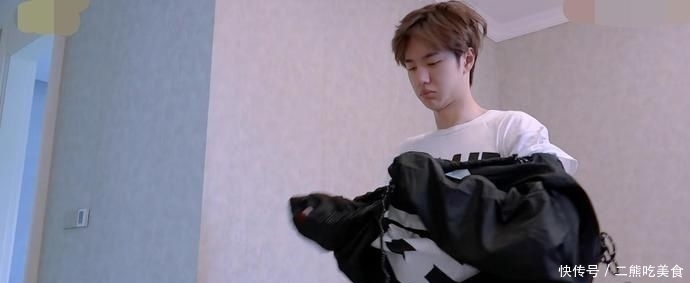  王一博|天天向上兄弟团过生活，王一博素颜长这样，你们还爱他吗