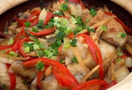 做法|今日中秋,鱼肉用这方法做一锅,比糖醋鱼好吃还下饭,特有面子