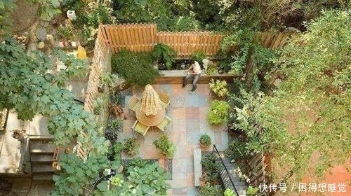 院子|年轻的时候努力赚钱,建一座这样的院子,老了过悠哉的生活