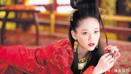 任我行|风清扬到底能不能打赢东方不败? 任我行一句话泄露真相!