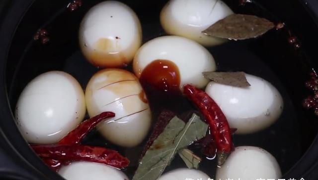 美味|鸡蛋不要煮着吃了,教你创新吃法,不加一滴水,营养美味,真解馋