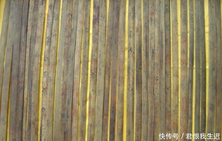 秦朝|专家开掘一秦朝古井, 发现20万字流失古籍, 专家: 我们错了!