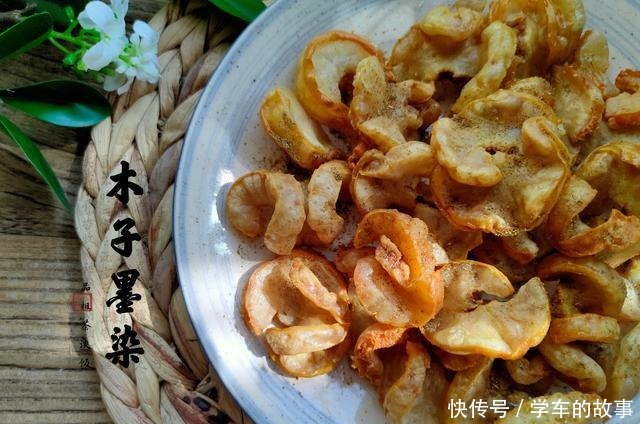 嘎嘣脆|80后童年时代，解馋的鸡冠油渣，入口嘎嘣脆，真香