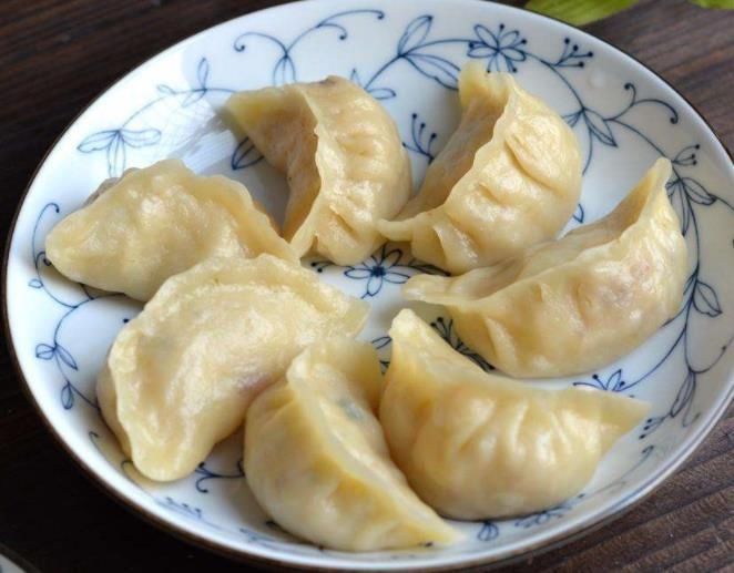  满嘴|天热包子就得这做法，不发酵不饧面，皮薄馅香，咬一口满嘴流汁