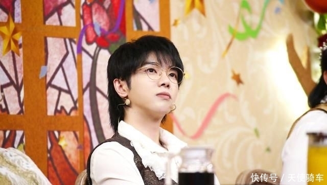  实力|200507《王牌对王牌5》一大波剧照袭来 华晨宇实力演绎“国王与乞丐”