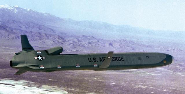 美军|美军下一代高速核巡航导弹进行迟来的测试,为何发动机离成熟很远