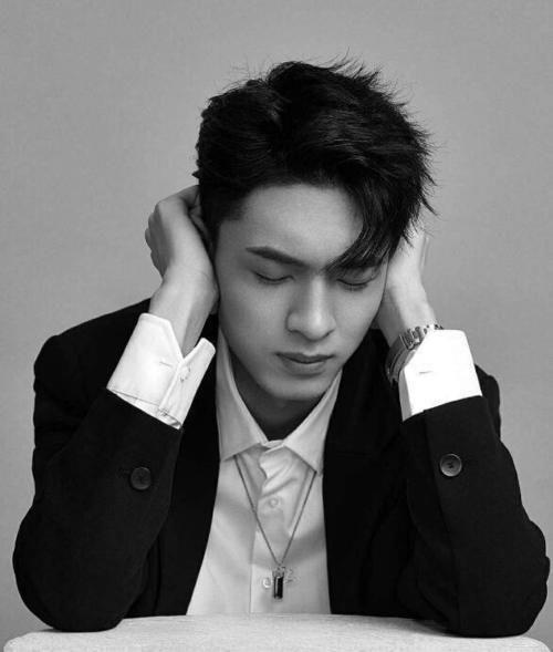 男人帮|严敏要回来了,没有了男人帮,他又弄了个国内最大男团录节目