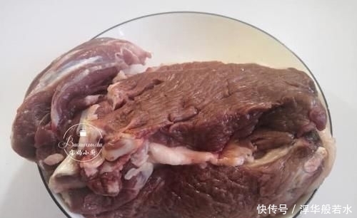 准火|烤羊肉串,我家十几年不变的方法,口感嫩入味,网友:去摆摊准火